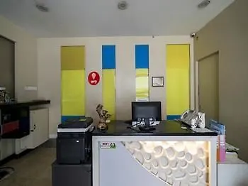 Oyo Rooms Pwtc Lrt Station Kuala Lumpur