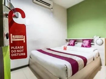 Oyo Rooms Pwtc Lrt Station Kuala Lumpur Hotel